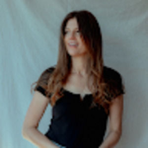 Meet your Posher, Caitlin